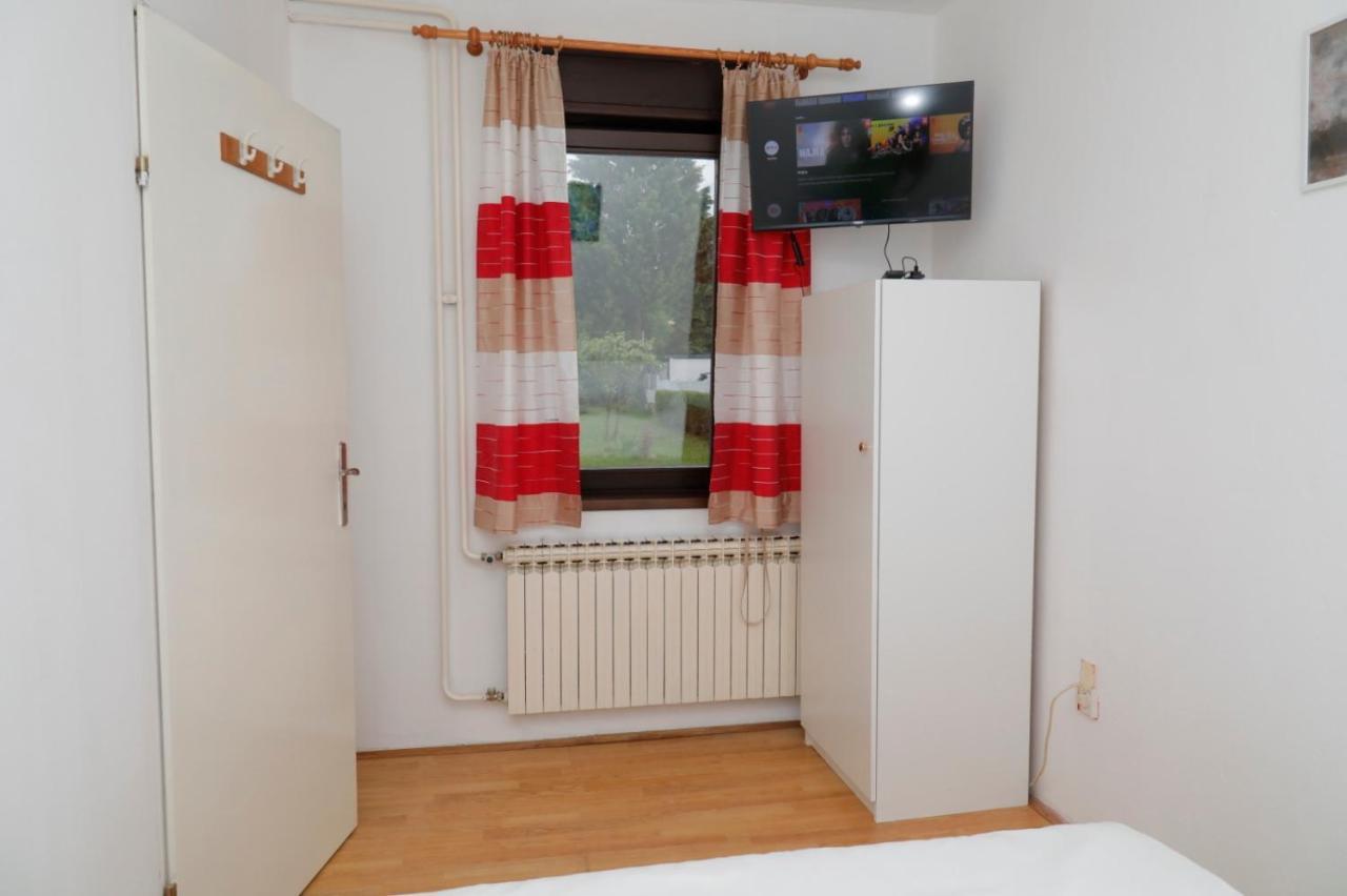 Maple Place Велика Горица Екстериор снимка